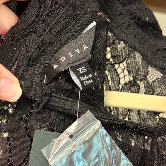 Adiva Black Lace High-Neck Blouse – Long Sleeve, Women’s XS, NWT - Picture 9 of 10